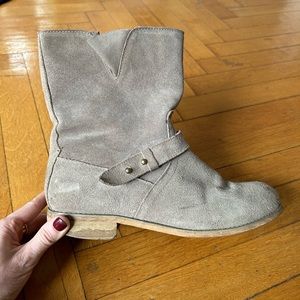 Ecote Boots